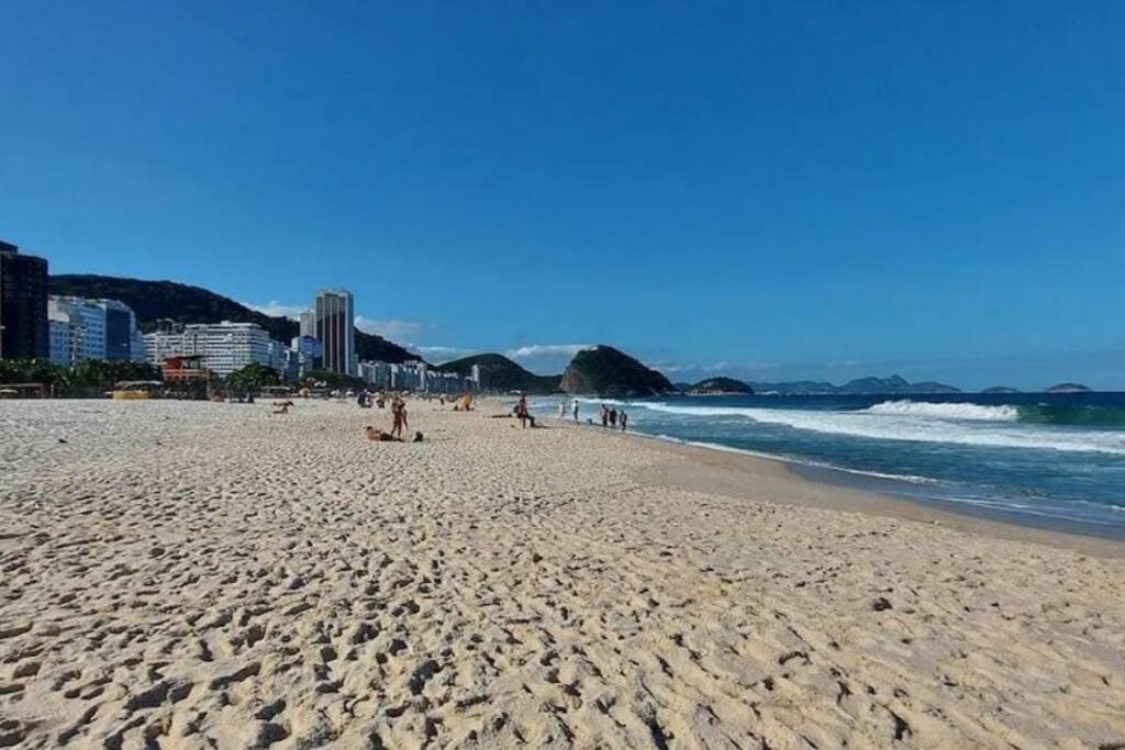 Apartamento A 11 Minutos Da Entre Copa & Ipanema 228 Ap301 *